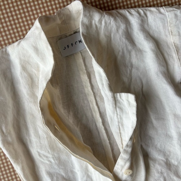 OFFON toddler natural linen jumpsuit romper. Size 2-3 - Picture 8 of 15